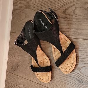 Black Donald Pliner Sandals